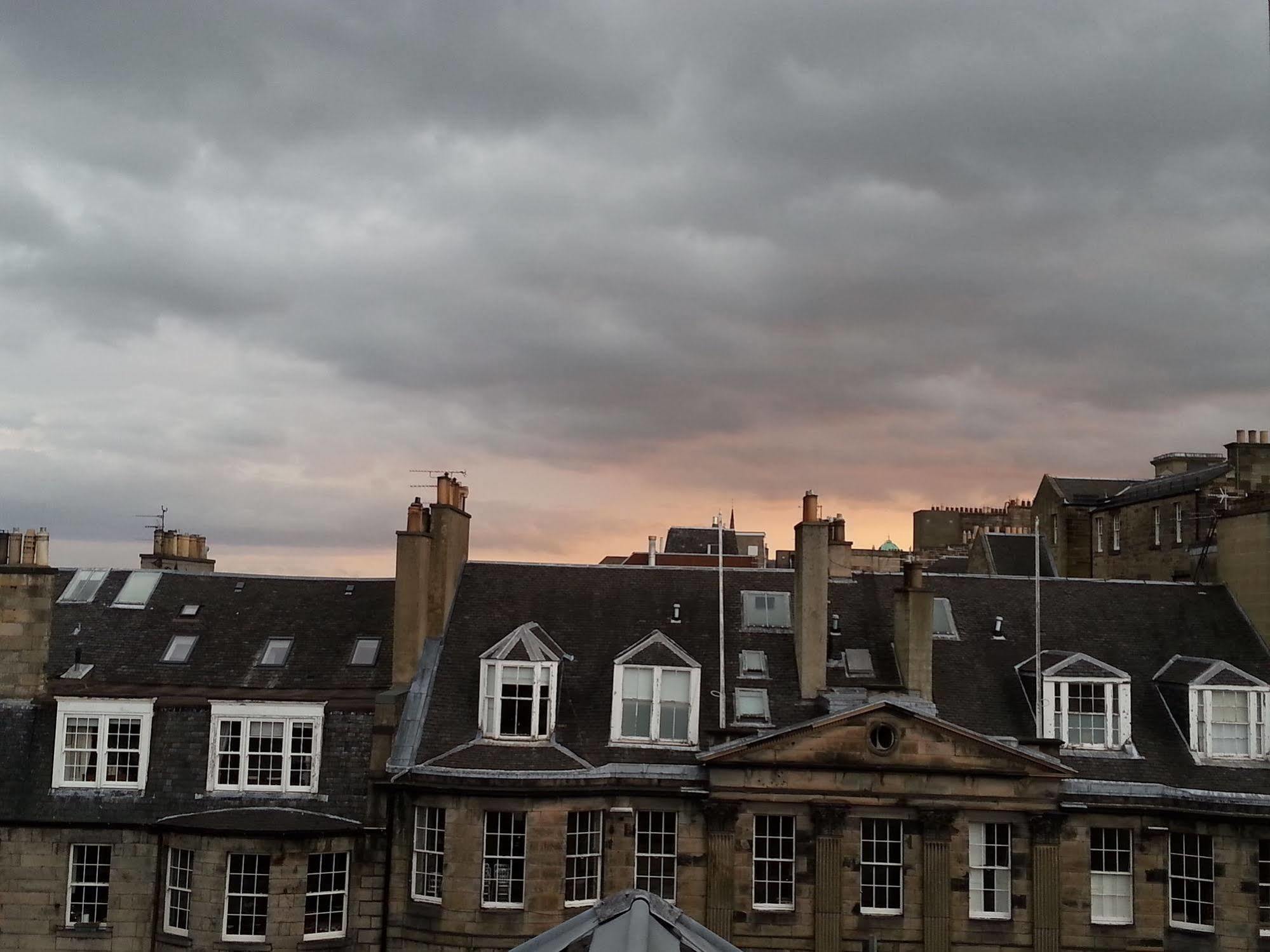 Готель Edinburgh Townhouse Екстер'єр фото